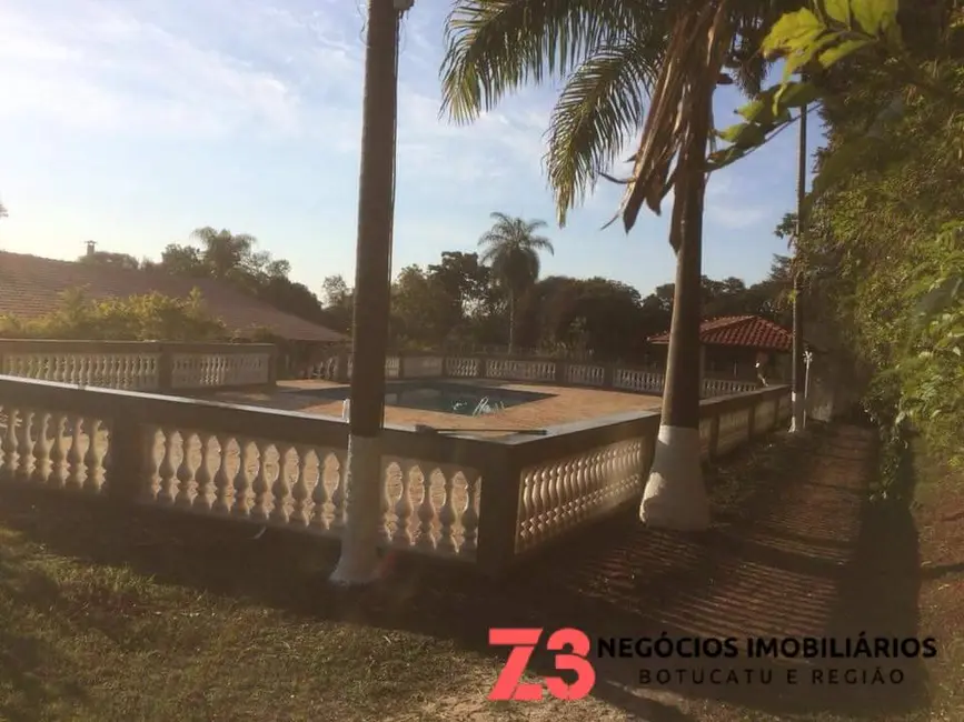 Foto 23 de Chácara à venda, 5700m2 em Chácara Recreio Vista Alegre, Botucatu - SP