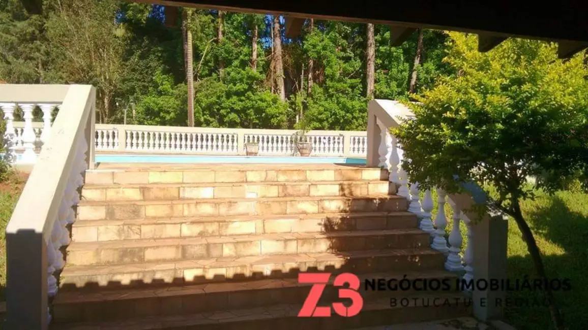 Foto 4 de Chácara à venda, 5700m2 em Chácara Recreio Vista Alegre, Botucatu - SP