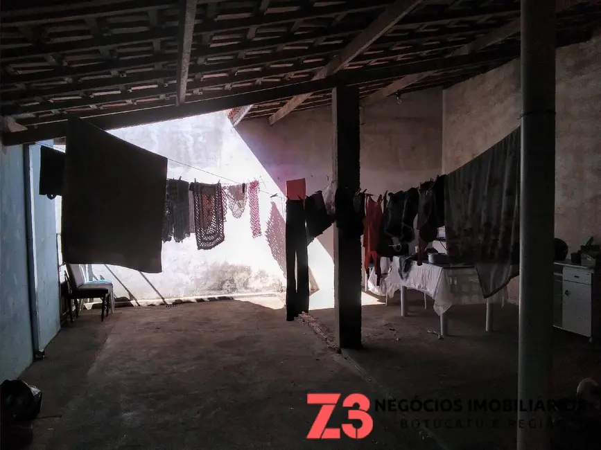 Foto 9 de Casa com 4 quartos à venda, 260m2 em Botucatu - SP