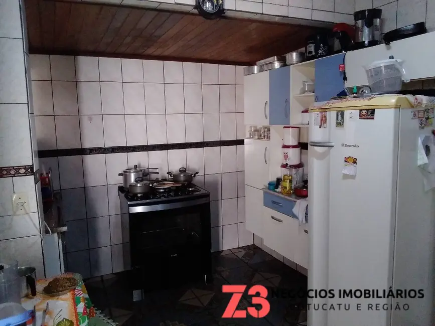 Foto 8 de Casa com 4 quartos à venda, 260m2 em Botucatu - SP