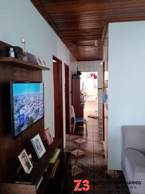 Foto 4 de Casa com 4 quartos à venda, 260m2 em Botucatu - SP