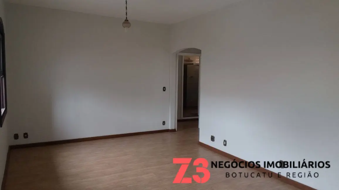 Foto 9 de Sobrado com 2 quartos à venda em Centro, Botucatu - SP