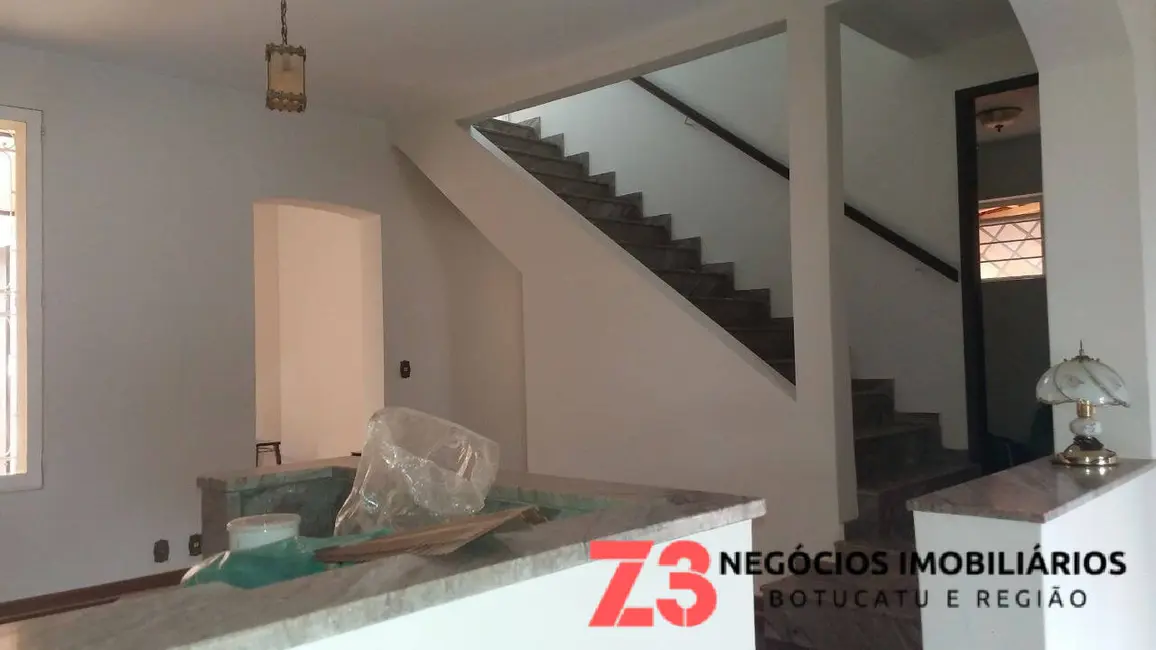 Foto 4 de Sobrado com 2 quartos à venda em Centro, Botucatu - SP