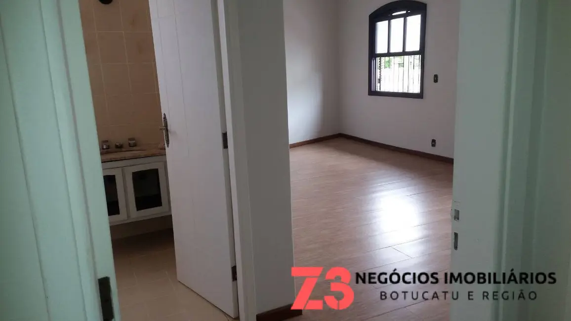 Foto 5 de Sobrado com 2 quartos à venda em Centro, Botucatu - SP