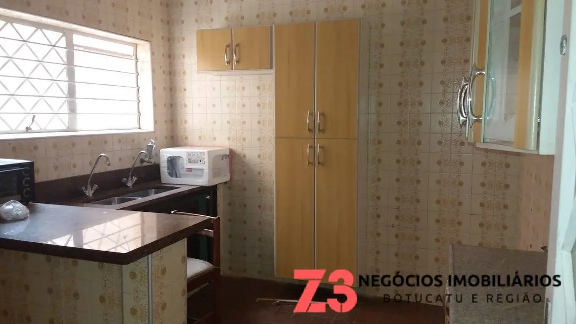 Foto 2 de Sobrado com 2 quartos à venda em Centro, Botucatu - SP