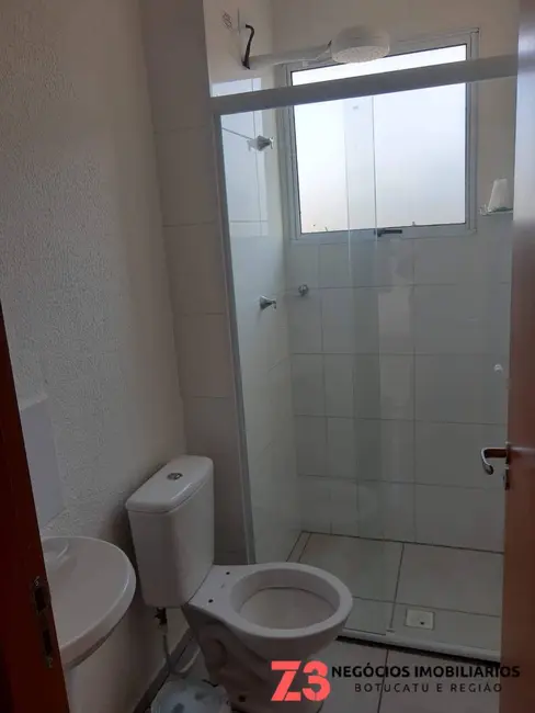 Foto 2 de Apartamento com 2 quartos à venda e para alugar em Botucatu - SP