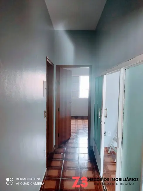 Foto 7 de Sobrado com 4 quartos à venda em Botucatu - SP