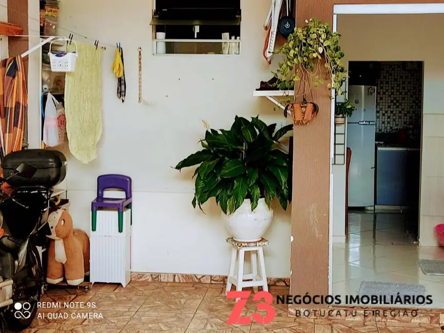 Foto 9 de Sobrado com 4 quartos à venda e para alugar, 151m2 em Vila Nogueira, Botucatu - SP