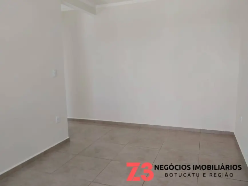 Foto 2 de Sobrado com 2 quartos à venda em Residencial Ouro Verde, Botucatu - SP
