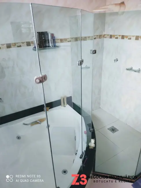 Foto 9 de Sobrado com 3 quartos à venda em Vila Cidade Jardim, Botucatu - SP