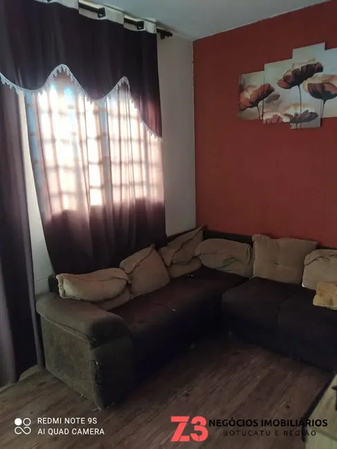 Casa com 2 quartos à venda, 200m2 em Botucatu - SP - imagem 7 Foto 7 de Casa com 2 quartos à venda, 200m2 em Botucatu - SP