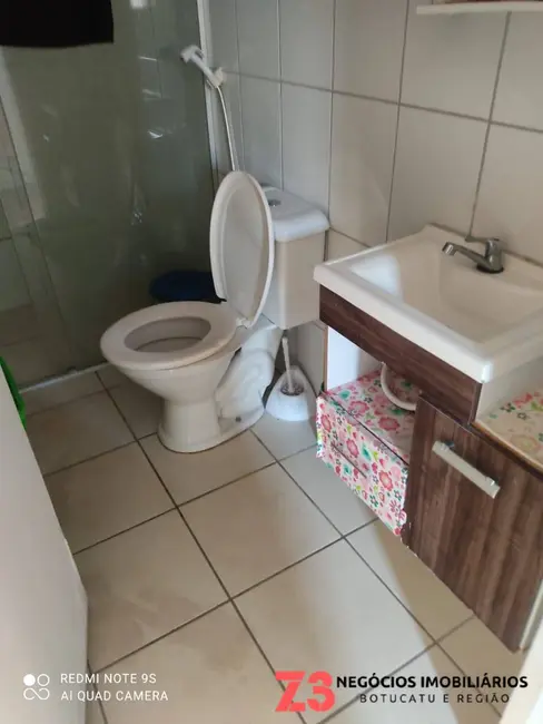 Casa com 2 quartos à venda, 200m2 em Botucatu - SP - imagem 5 Foto 5 de Casa com 2 quartos à venda, 200m2 em Botucatu - SP