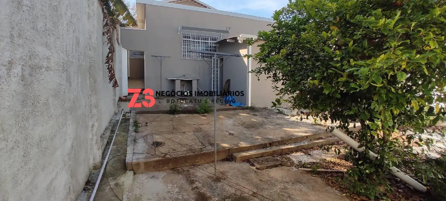 Foto 7 de Casa com 4 quartos à venda em Botucatu - SP