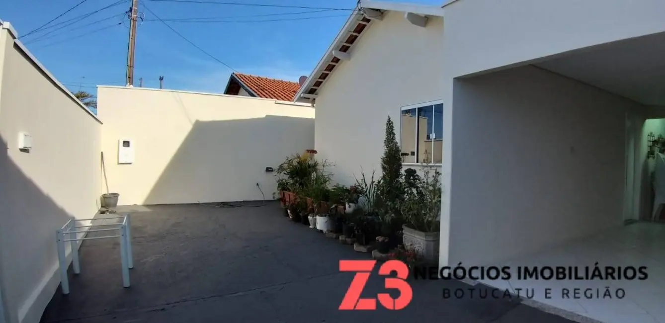 Foto 3 de Casa com 3 quartos à venda, 200m2 em Botucatu - SP