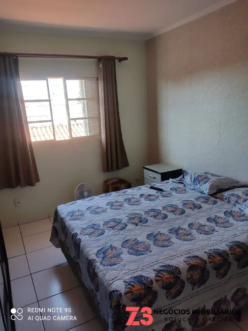 Foto 7 de Sobrado com 3 quartos à venda, 171m2 em Jardim Paraíso II, Botucatu - SP