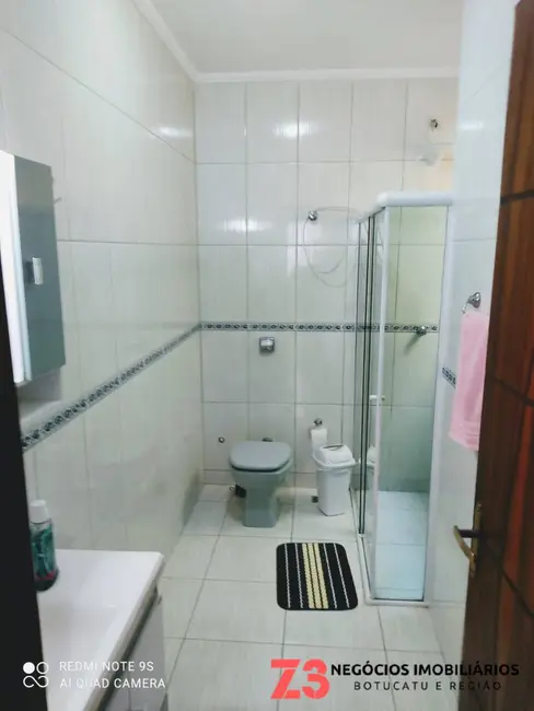 Foto 4 de Sobrado com 3 quartos à venda, 171m2 em Jardim Paraíso II, Botucatu - SP