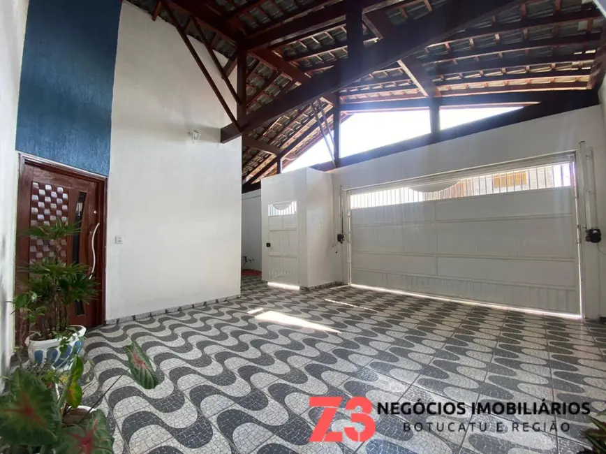 Foto 4 de Casa com 6 quartos à venda, 250m2 em Residencial Cedro, Botucatu - SP