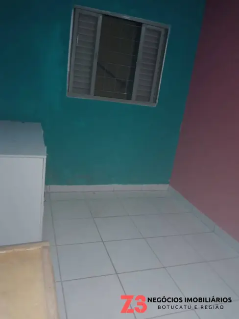 Foto 9 de Casa com 2 quartos à venda, 150m2 em Vila Antártica, Botucatu - SP
