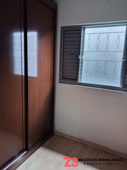 Foto 6 de Casa com 2 quartos à venda, 154m2 em Centro, Botucatu - SP
