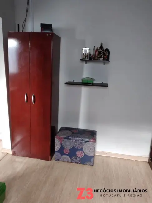 Foto 5 de Casa com 2 quartos à venda, 154m2 em Centro, Botucatu - SP