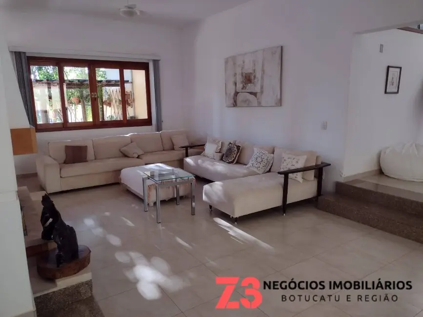 Foto 5 de Fazenda / Haras à venda e para alugar, 22m2 em Centro, Botucatu - SP