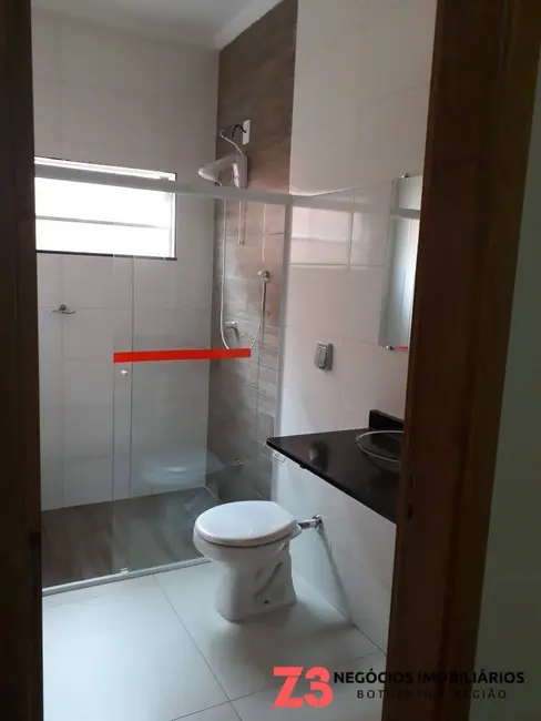 Foto 8 de Casa com 3 quartos à venda, 250m2 em Botucatu - SP