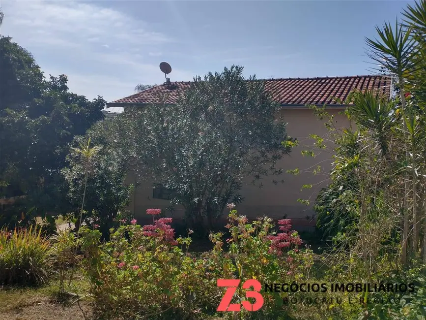 Foto 6 de Casa com 3 quartos à venda, 2400m2 em Vila São Lúcio, Botucatu - SP