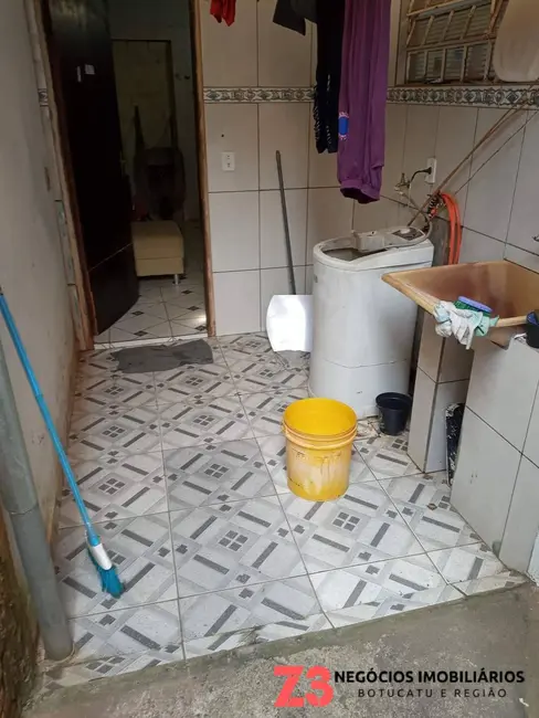 Foto 5 de Casa com 2 quartos à venda, 149m2 em Residencial Cedro, Botucatu - SP