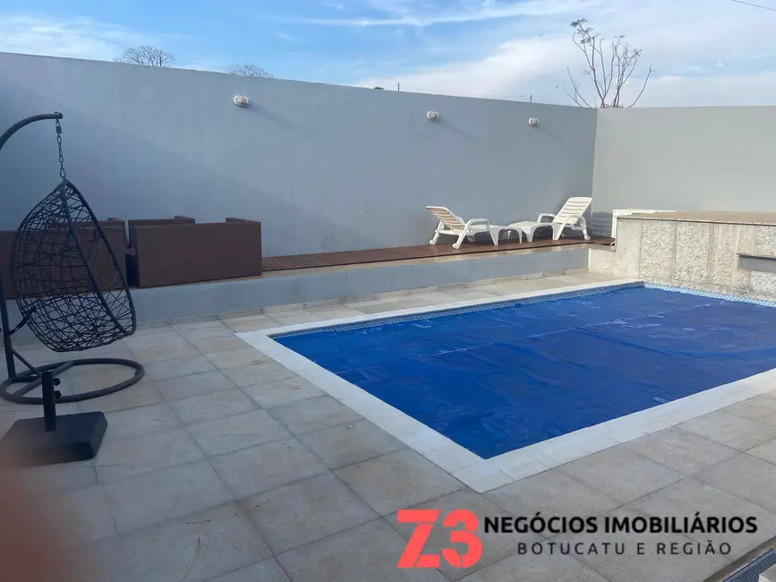 Foto 1 de Casa com 4 quartos à venda, 450m2 em Pardinho - SP