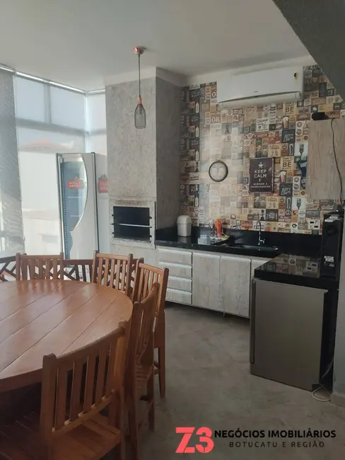 Foto 3 de Casa com 4 quartos à venda, 450m2 em Pardinho - SP