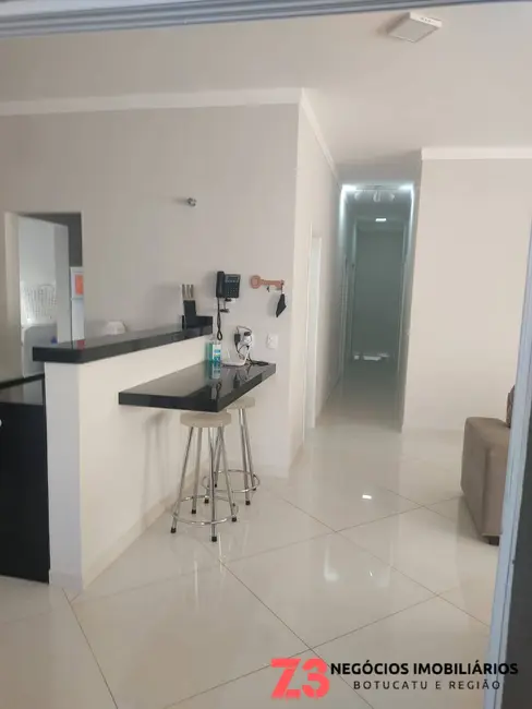 Foto 9 de Casa com 4 quartos à venda, 450m2 em Pardinho - SP