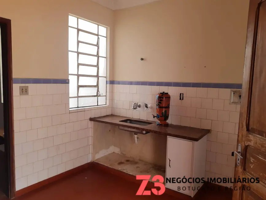 Foto 9 de Casa com 3 quartos para alugar em Centro, Botucatu - SP