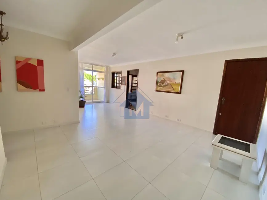 Apartamento com 3 quartos à venda, 106m2 em Centro, Foz Do Iguacu - PR - imagem 6 Foto 6 de Apartamento com 3 quartos à venda, 106m2 em Centro, Foz Do Iguacu - PR