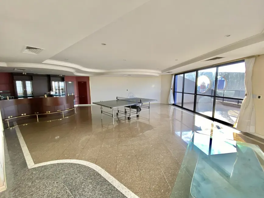 Foto 2 de Apartamento com 5 quartos à venda, 395m2 em Centro, Foz Do Iguacu - PR