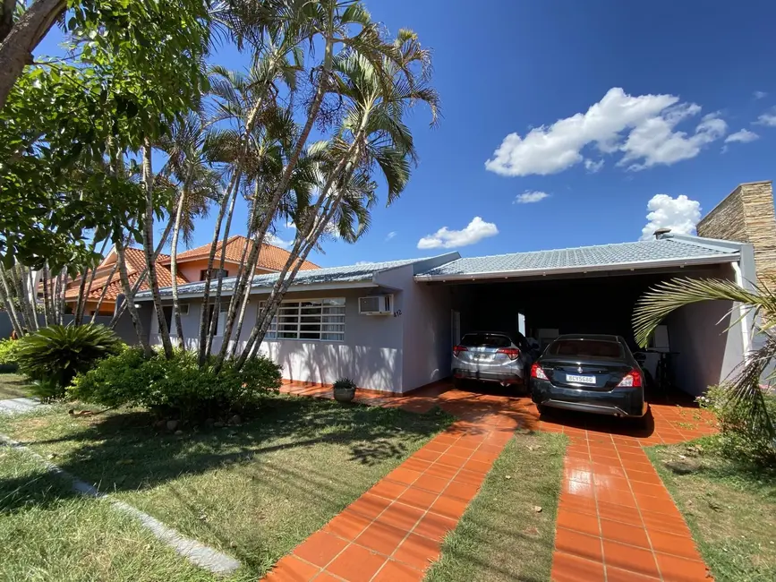 Foto 2 de Casa de Condomínio com 4 quartos à venda, 200m2 em Jardim Eliza I, Foz Do Iguacu - PR