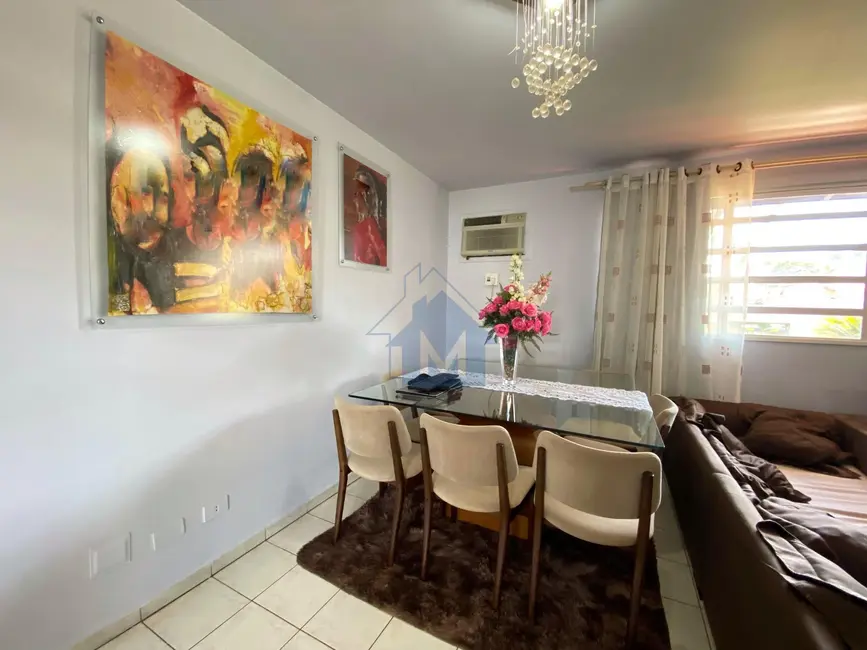 Casa de Condomínio com 4 quartos à venda, 200m2 em Jardim Eliza I, Foz Do Iguacu - PR - imagem 6 Foto 6 de Casa de Condomínio com 4 quartos à venda, 200m2 em Jardim Eliza I, Foz Do Iguacu - PR