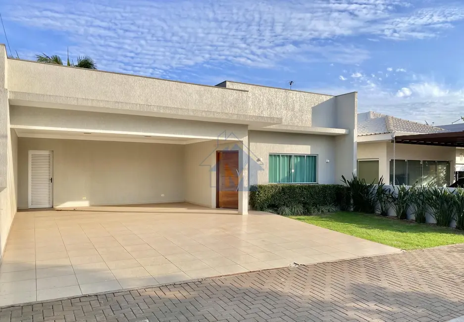 Foto 2 de Casa de Condomínio com 3 quartos para alugar, 300m2 em Parque Ouro Verde, Foz Do Iguacu - PR