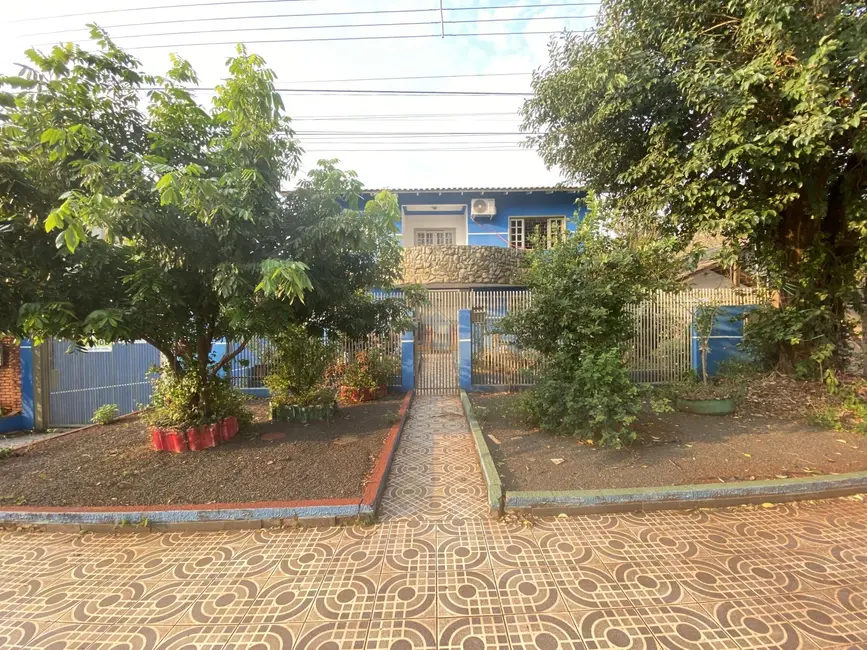 Foto 2 de Casa com 7 quartos à venda, 280m2 em Vila Yolanda, Foz Do Iguacu - PR
