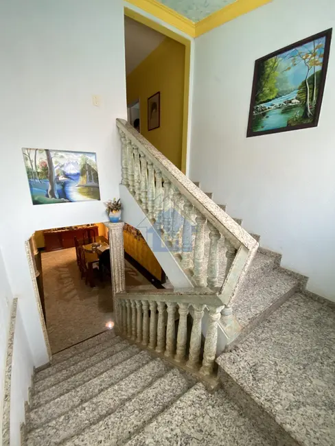 Foto 2 de Casa com 7 quartos à venda, 280m2 em Foz Do Iguacu - PR