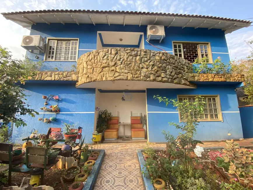 Foto 1 de Casa com 7 quartos à venda, 280m2 em Vila Yolanda, Foz Do Iguacu - PR