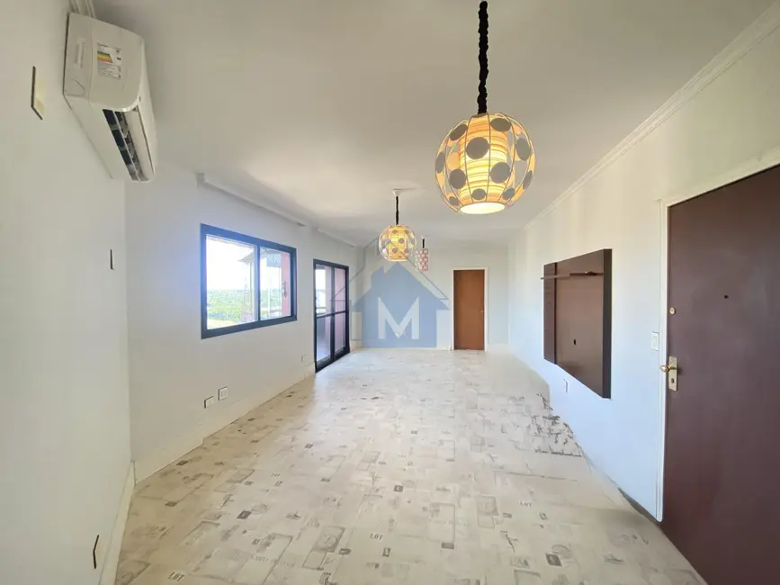 Foto 2 de Apartamento com 4 quartos para alugar, 170m2 em Centro, Foz Do Iguacu - PR