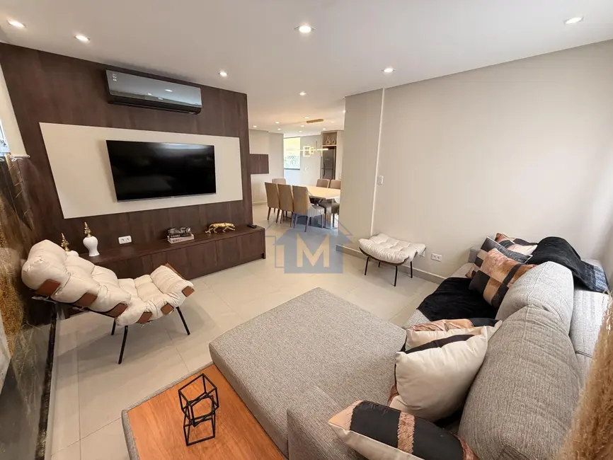 Apartamento com 3 quartos à venda, 128m2 em Centro, Foz Do Iguacu - PR - imagem 2 Foto 2 de Apartamento com 3 quartos à venda, 128m2 em Centro, Foz Do Iguacu - PR