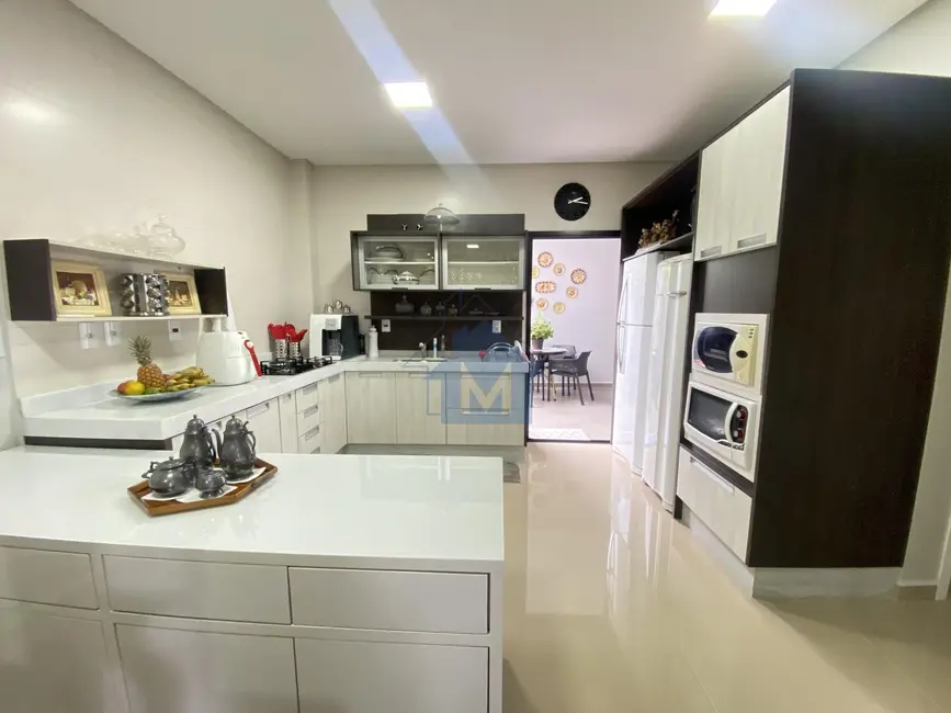 Casa com 3 quartos à venda, 118m2 em Foz Do Iguacu - PR - imagem 6 Foto 6 de Casa com 3 quartos à venda, 118m2 em Foz Do Iguacu - PR