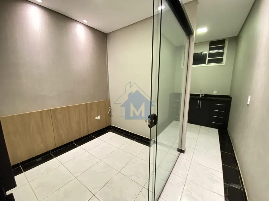 Sala Comercial com 2 quartos para alugar, 45m2 em Foz Do Iguacu - PR - imagem 6 Foto 6 de Sala Comercial com 2 quartos para alugar, 45m2 em Foz Do Iguacu - PR