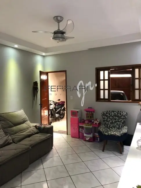 Foto 2 de Casa com 2 quartos à venda, 110m2 em Residencial Bardan, Taubate - SP