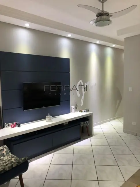 Foto 1 de Casa com 2 quartos à venda, 110m2 em Residencial Bardan, Taubate - SP