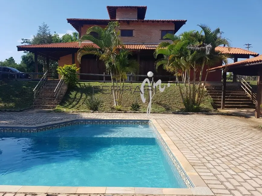 Foto 1 de Sítio / Rancho com 3 quartos à venda, 30000m2 em Chácara Belo Horizonte, Taubate - SP