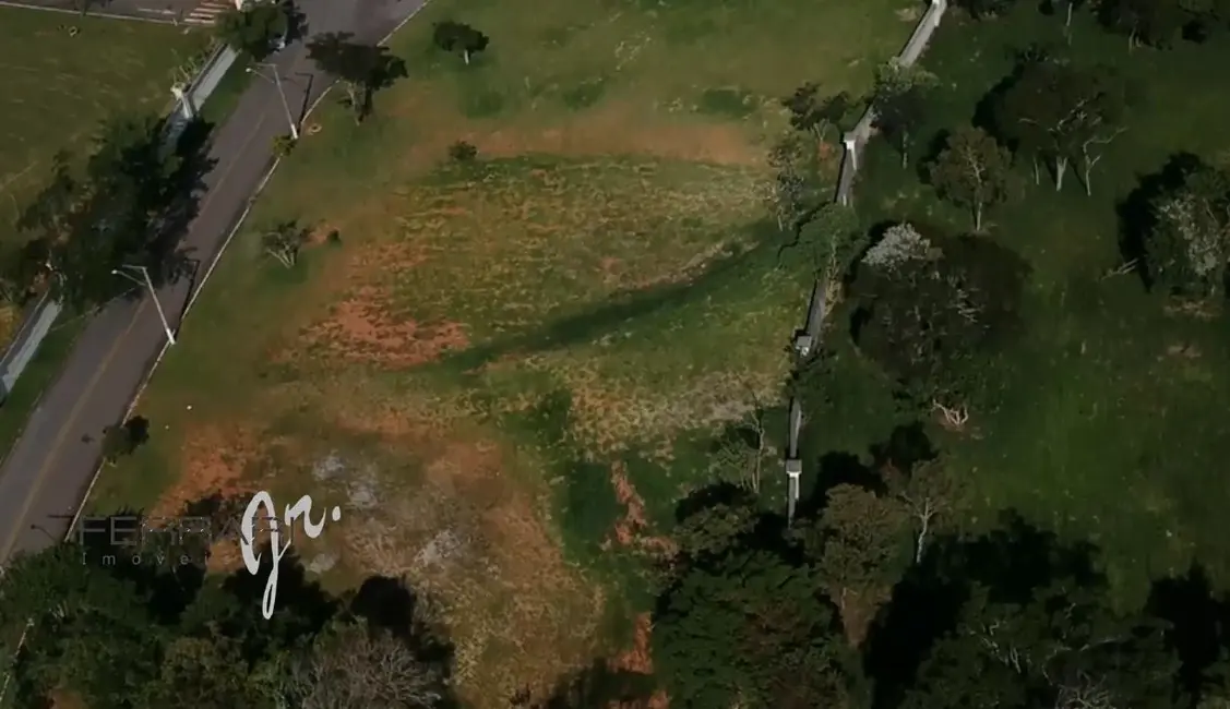 Foto 3 de Terreno / Lote à venda, 2047m2 em Chácaras Cataguá, Taubate - SP