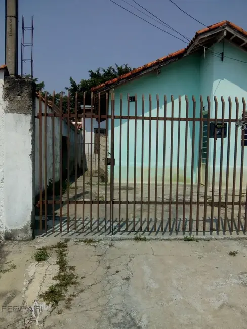 Foto 2 de Casa com 2 quartos à venda, 250m2 em Vila Bela, Taubate - SP