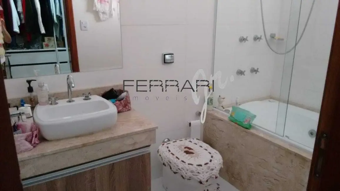 Foto 6 de Sobrado com 4 quartos à venda, 300m2 em Parque São Luís, Taubate - SP